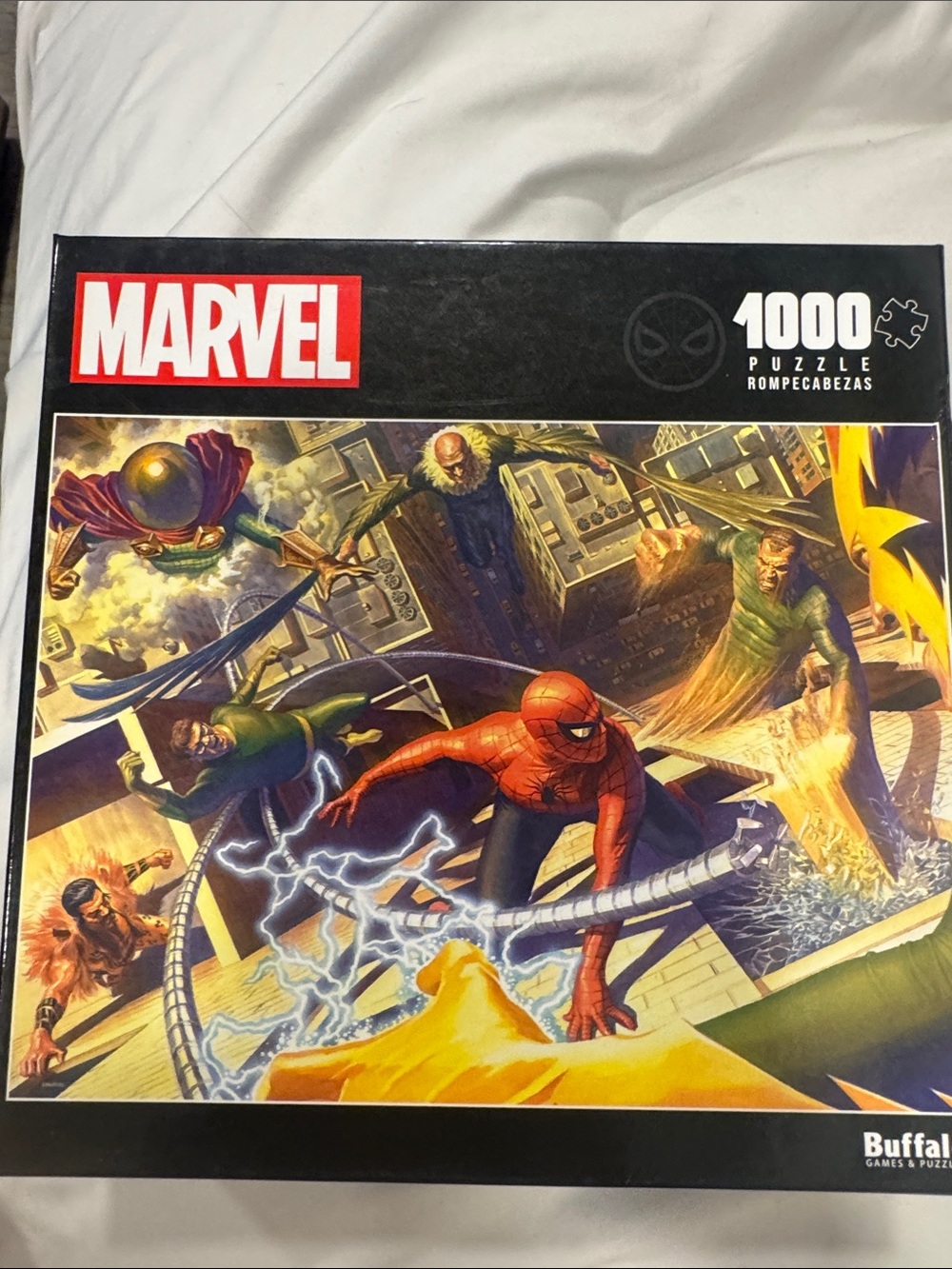 Marvel Spider-Man 1000-Piece Puzzle - Red, Black & Yellow Artwork